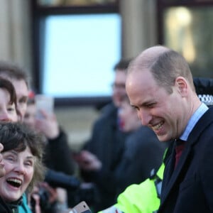 Kate Middleton et son mari le prince William lors d'une visite officielle à Bradfort (Yorkshire de l'ouest), le mercredi le 15 janvier 2020. Après avoir rencontré des fans, ils ont visité une association puis ont dégusté un lassi (sorte de mikshake originaire d'Inde) dans une chaîne de restaurants locale. C'est la première sortie des époux de Cambridge depuis l'annonce du départ de Meghan Markle et le prince Harry de la famille royale britannique. 