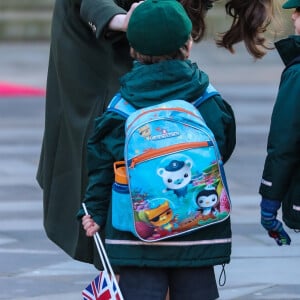 Le prince William, duc de Cambridge, et Catherine (Kate) Middleton, duchesse de Cambridge, à Centenary Square lors de leur visite à Bradford. Le duc et la duchesse se sont entretenus avec des membres du public lors d'une promenade. Bradford, le 15 janvier 2020.