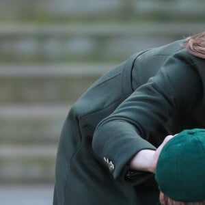 Le prince William, duc de Cambridge, et Catherine (Kate) Middleton, duchesse de Cambridge, à Centenary Square lors de leur visite à Bradford. Le duc et la duchesse se sont entretenus avec des membres du public lors d'une promenade. Bradford, le 15 janvier 2020.