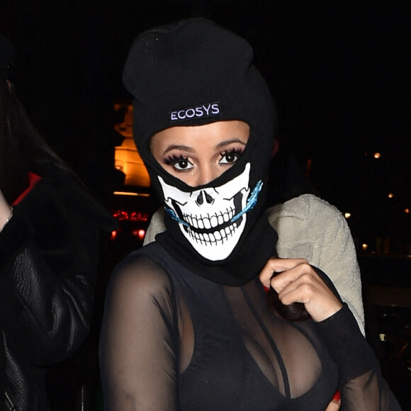 Cardi B et son mari Offset (Migos) dans un restaurant parisien en mage de la Fashion Week de Paris, le jeudi 16 janvier 2020. Il seraient ensuite partis en boîte de nuit.