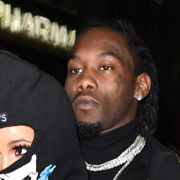Cardi B et son mari Offset (Migos) dans un restaurant parisien en mage de la Fashion Week de Paris, le jeudi 16 janvier 2020. Il seraient ensuite partis en boîte de nuit.