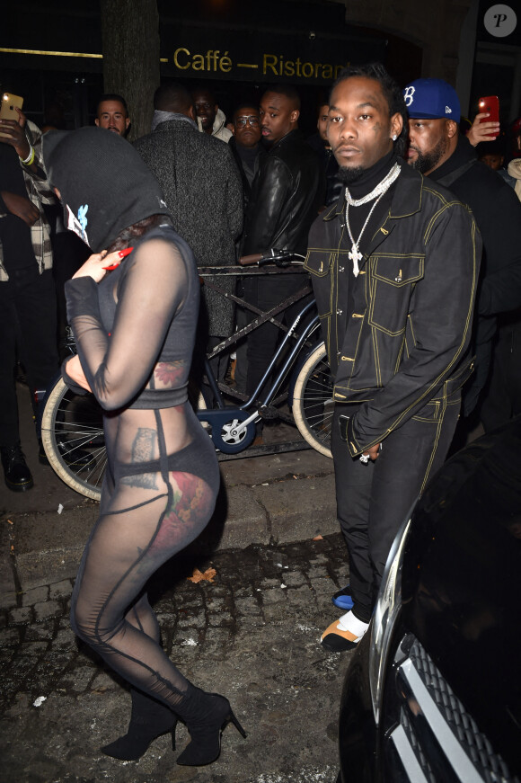 Cardi B et son mari Offset (Migos) dans un restaurant parisien en mage de la Fashion Week de Paris, le jeudi 16 janvier 2020. Il seraient ensuite partis en boîte de nuit.