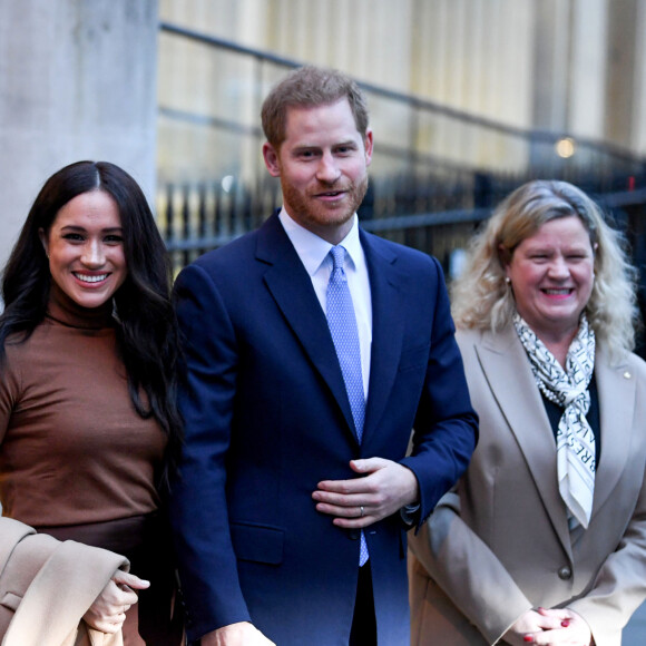 Meghan Markle, duchesse de Sussex, et le prince Harry, duc de Sussex, le 7 janvier 2020 lors de leur visite à la Maison du Canada à Londres suite à leur séjour outre-Atlantique dans les semaines précédentes.