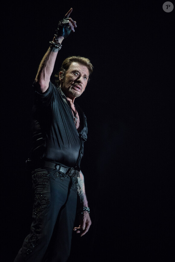 Exclusif - Johnny Hallyday en concert au POPB de Bercy a Paris - Jour 3 de la tournee "Born Rocker Tour". Le 16 juin 2013.