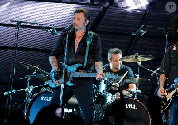 Exclusif - David Hallyday - Johnny Hallyday en duo pour son 2eme concert de la tournee "Born Rocker Tour" au POPB de Bercy a Paris. Le 15 juin 2013.