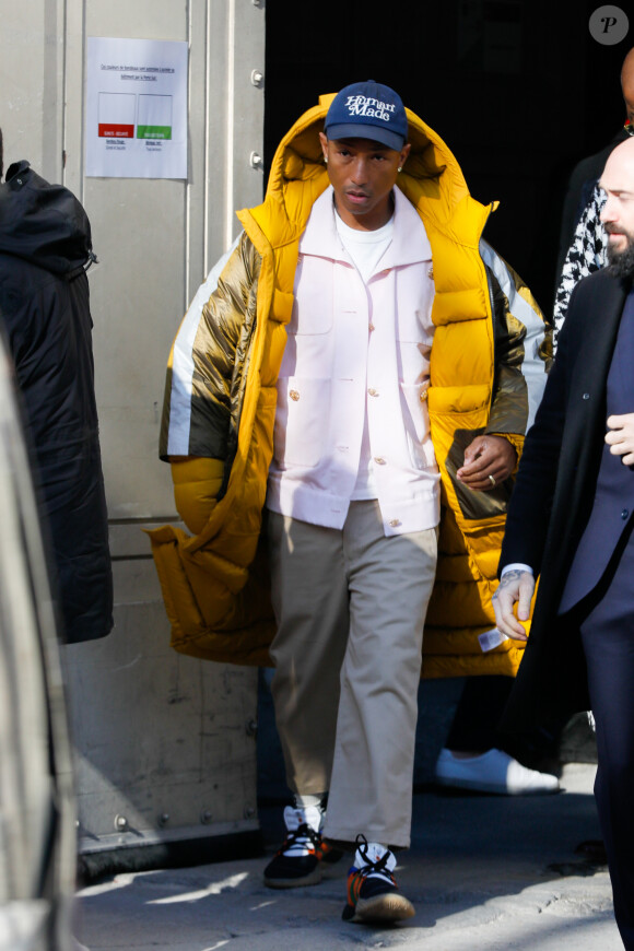 Pharrell Williams quitte le Grand Palais à l'issue du défilé de mode Chanel, collection Haute Couture automne-hiver 2020/2021. Paris, le 21 janvier 2020 © Veeren - Christophe Clovis / Bestimage