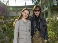 Caroline de Monaco : Discrète au défilé Chanel avec sa fille Alexandra