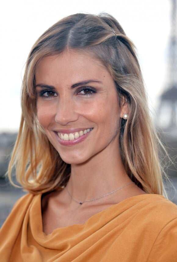 Alexandra Rosenfeld - Conférence de presse de l'association "Les bonnes fées" à Paris avec le comité Miss France, le 03 septembre 2015.