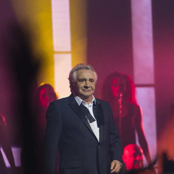 Exclusif - Michel Sardou - Ultime concert de Michel Sardou pour la dernière date de son spectacle "La dernière danse" à la Seine Musicale à Boulogne-Billancourt le 12 avril 2018. Le chanteur a rassemblé plus de 400 000 spectateurs pour une tournée de 82 concerts. © Pierre Perusseau/Bestimage