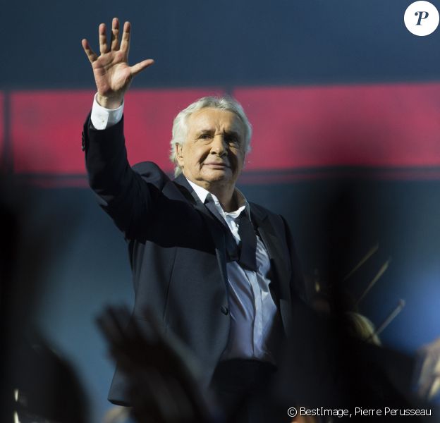 Exclusif - Michel Sardou - Ultime concert de Michel Sardou pour la dernière date de son spectacle "La dernière danse" à la Seine Musicale à Boulogne-Billancourt le 12 avril 2018. Le chanteur a rassemblé plus de 400 000 spectateurs pour une tournée de 82 concerts. © Pierre Perusseau/Bestimage