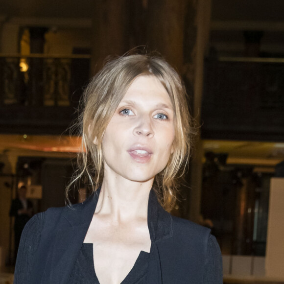 Clémence Poésy enceinte - People au défilé Stella McCartney Collection Prêt-à-Porter Printemps/Eté 2020 lors de la Fashion Week de Paris (PFW), le 30 septembre 2019. © Olivier Borde/Bestimage