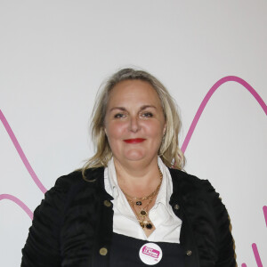 Exclusif Valérie Damidot - Photocall - Enregistrement de l'émission "Tout le monde chante contre le cancer" au Palais des Sports à Paris, qui sera diffusée le 3 janvier 2019 sur W9. Le 11 décembre 2018 Ce spectacle unique enregistré au Dôme de Paris lancera l'opération annuelle " 100 noëls dans 100 hôpitaux ". Le but de cette opération : offrir le plus beau des Noëls aux enfants malades et leur famille dans 100 hôpitaux et Maisons de Parents en France. © M.Ausset Lacroix-D.Guignebourg / Bestimage