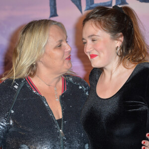 Valérie Damidot et sa fille Roxane Damidot - Projection exceptionelle de "La Reine des Neiges 2 " au Grand Rex à Paris le 13 novembre 2019. © Veeren Ramsamy/Bestimage13/11/2019 - Paris