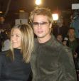 Brad Pitt et Jennifer Aniston  à l'avant-première du film "Spy Game" à Los Angeles, en 2001. 