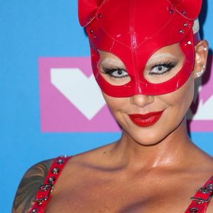 Amber Rose lors du photocall de la cérémonie des MTV Video Music Awards à New York le 20 août 2018.