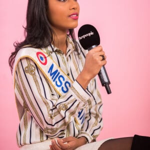 Exclusif - Rendez-vous avec Miss France 2020, Clémence Botino dans les locaux de Webedia lors d'une interview pour Purepeople à Levallois-Perret le 29 janvier 2020. © Tiziano da Silva/Bestimage