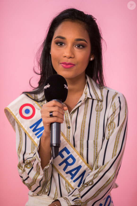 Exclusif - Rendez-vous avec Miss France 2020, Clémence Botino dans les locaux de Webedia lors d'une interview pour Purepeople à Levallois-Perret le 29 janvier 2020. © Tiziano da Silva/Bestimage