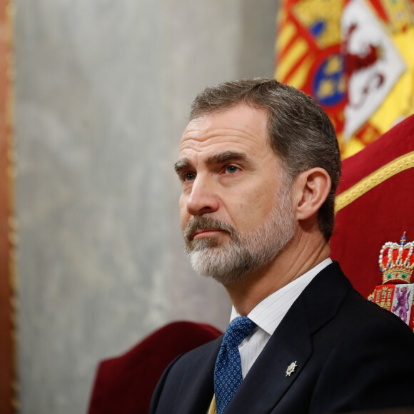 Le roi Felipe VI d'Espagne, accompagné de sa femme la reine Letizia et de leurs filles la princesse Leonor des Asturies et l'infante Sofia, présidait à la cérémonie d'ouverture de la XIVe législature au Parlement espagnol, le 3 février 2020 à Madrid.