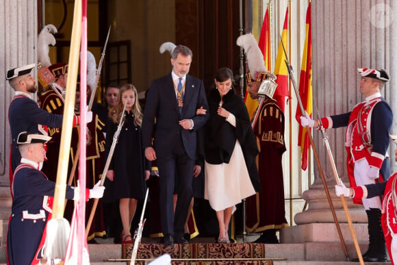 Le roi Felipe VI d'Espagne, accompagné de sa femme la reine Letizia et de leurs filles la princesse Leonor des Asturies et l'infante Sofia, présidait à la cérémonie d'ouverture de la XIVe législature au Parlement espagnol, le 3 février 2020 à Madrid.