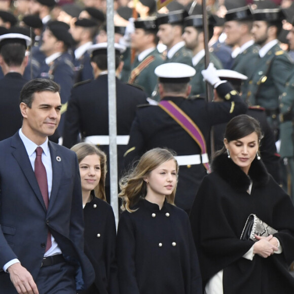 Le roi Felipe VI d'Espagne, accompagné de sa femme la reine Letizia et de leurs filles la princesse Leonor des Asturies et l'infante Sofia, présidait à la cérémonie d'ouverture de la XIVe législature au Parlement espagnol, le 3 février 2020 à Madrid.