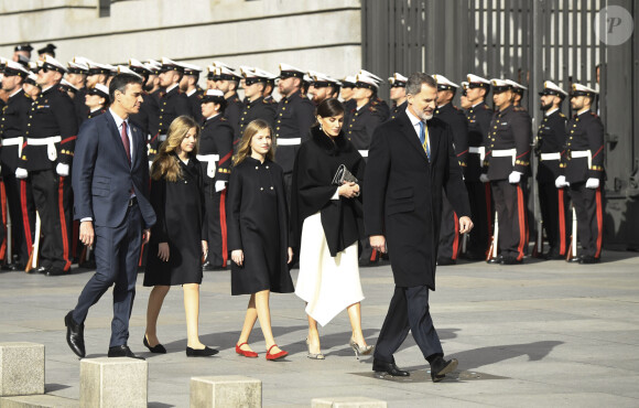 Le roi Felipe VI d'Espagne, accompagné de sa femme la reine Letizia et de leurs filles la princesse Leonor des Asturies et l'infante Sofia, présidait à la cérémonie d'ouverture de la XIVe législature au Parlement espagnol, le 3 février 2020 à Madrid.