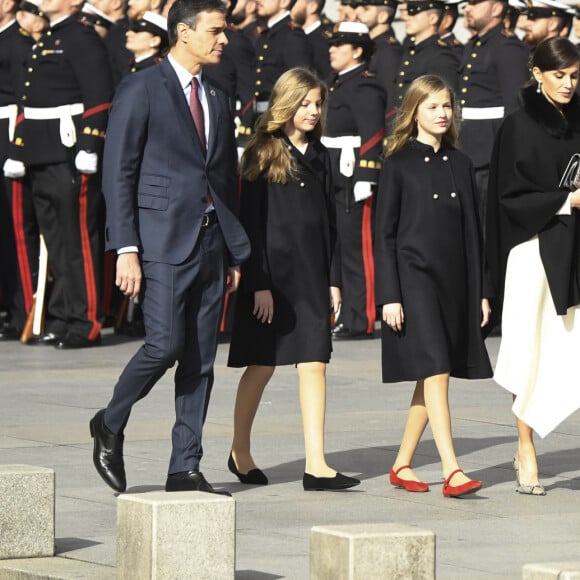 Le roi Felipe VI d'Espagne, accompagné de sa femme la reine Letizia et de leurs filles la princesse Leonor des Asturies et l'infante Sofia, présidait à la cérémonie d'ouverture de la XIVe législature au Parlement espagnol, le 3 février 2020 à Madrid.