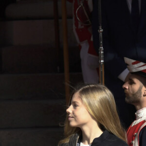 Le roi Felipe VI d'Espagne, accompagné de sa femme la reine Letizia et de leurs filles la princesse Leonor des Asturies et l'infante Sofia, présidait à la cérémonie d'ouverture de la XIVe législature au Parlement espagnol, le 3 février 2020 à Madrid.