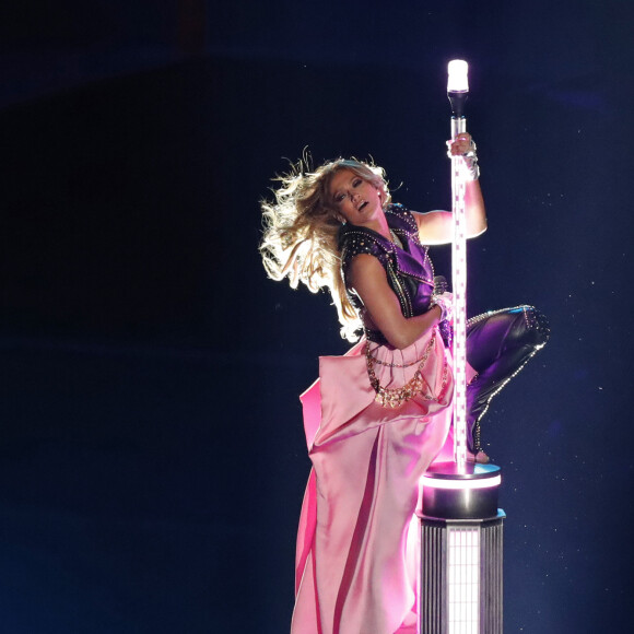 Jennifer Lopez en concert à la mi-temps du Super Bowl LIV (Pepsi Super Bowl LIV Halftime Show) au Hard Rock Stadium. Miami, le 2 février 2019.