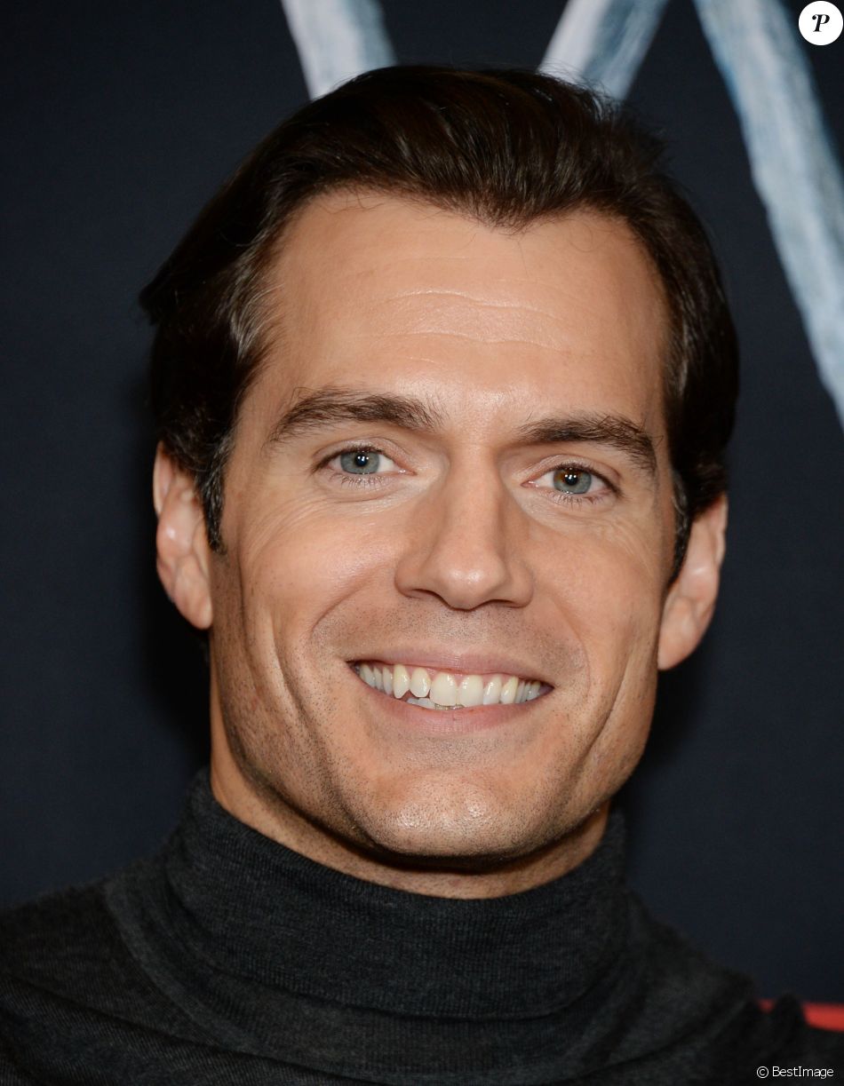 Henry Cavil Henry Cavill à la soirée de Netflix The Witcher saison 1 au théâtre The