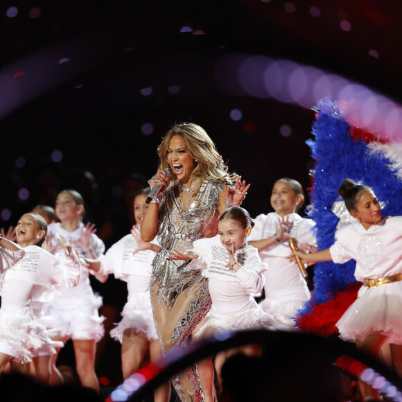 Jennifer Lopez lors du show de la mi-temps du 54ème Super Bowl au Hard Rock Stadium à Miami, Floride, Etats-Unis, le 2 février 2020.