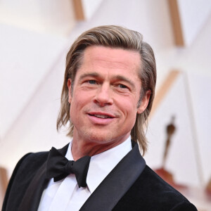 Brad Pitt a reçu l'Oscar du meilleur acteur dans un second rôle pour Once Upon a Time... in Hollywood de Quentin Tarantino le 9 février 2020 lors de la 92e cérémonie des Oscars à Los Angeles.