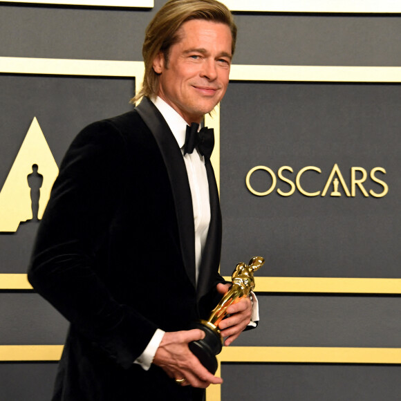 Brad Pitt a reçu l'Oscar du meilleur acteur dans un second rôle pour Once Upon a Time... in Hollywood de Quentin Tarantino le 9 février 2020 lors de la 92e cérémonie des Oscars à Los Angeles.