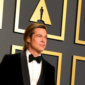 Brad Pitt a reçu l'Oscar du meilleur acteur dans un second rôle pour Once Upon a Time... in Hollywood de Quentin Tarantino le 9 février 2020 lors de la 92e cérémonie des Oscars à Los Angeles.