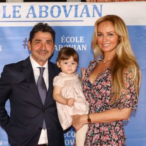 Aram Ohanian, sa femme Adriana Karembeu et leur fille Nina Ohanian - Photocall de la soirée caritative organisée au Palais du Pharo, au profit de l'école arménienne Abovian. Marseille, le 26 octobre 2019. Adriana, son mari et leur fille sont invités d'honneur de la soirée organisée autour du thème de l'enfance par E.Melkonian et K.Khurshudyan. Adriana a reçu la médaille Charles Aznavour en présence de M.Vassal (présidente du conseil de la métropole d'Aix-Marseille-Provence et du conseil départemental des Bouches-du-Rhône), de R.Findykian et D.Gasparyan, maire de Echmiadzine, le "vatican arménien" et la première femme à devenir maire en Arménie. © Philippe Doignon / Bestimage