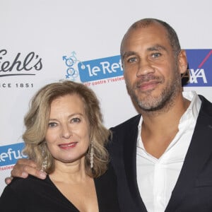 Exclusif - Valérie Trierweiler et son compagnon Romain Magellan - 2e soirée de Gala au profit de l'association nationale "Le Refuge" et de ses actions de soutien aux jeunes LGBT+ victimes d'homophobie ou de transphobie, au théâtre des Folies Bergère à Paris, le 18 novembre 2019 © Gorassini/Perusseau/Bestimage