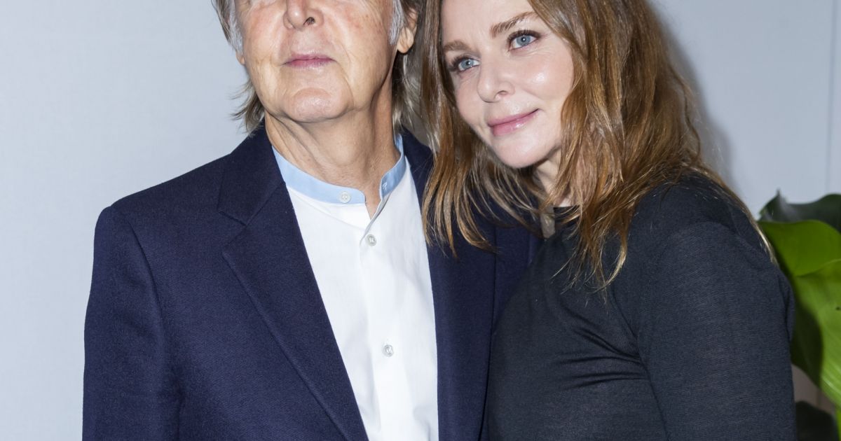 Stella Mccartney Et Son Père Paul Mccartney Dans Les Coulisses Du Défilé Stella Mccartney 5386