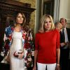 Les tenues polémiques de Mélania Trump : ici en veste Dolce & Gabbana hors de prix avec Brigitte Macron (Trogneux) - Les conjoints des chefs d'États du G7 en visite à Catane en Sicile le 26 mai 2017 © Sébastien Valiela / Bestimage