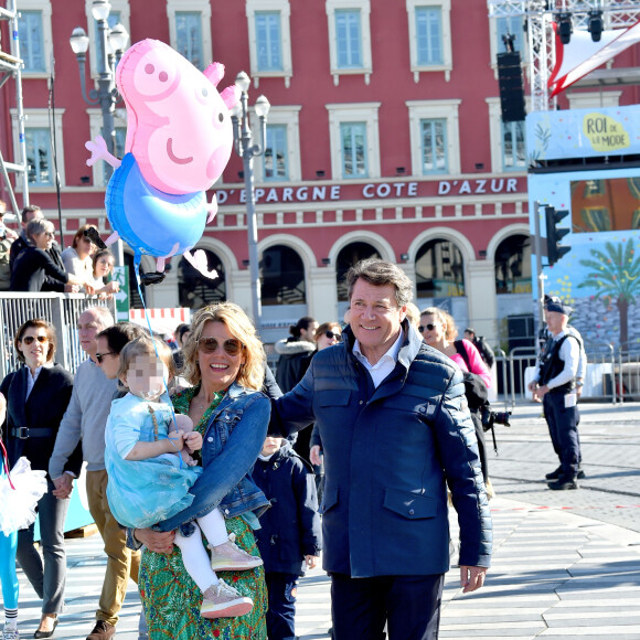 Christian Estrosi, le maire de Nice, sa femme Laura Tenoudji Estrosi et leur fille Bianca - 1er corso fleuri dans le cadre du 136ème Carnaval de Nice "Roi de la Mode" le 15 février 2020. Le Carnaval de Nice se déroule du 15 au 29 février 2020. Le Carnaval de Nice est l'un des trois plus grands et plus prestigieux au monde avec ceux de Rio et de Venise. Nice, le 15 février 2020. © Bruno Bebert/Bestimage