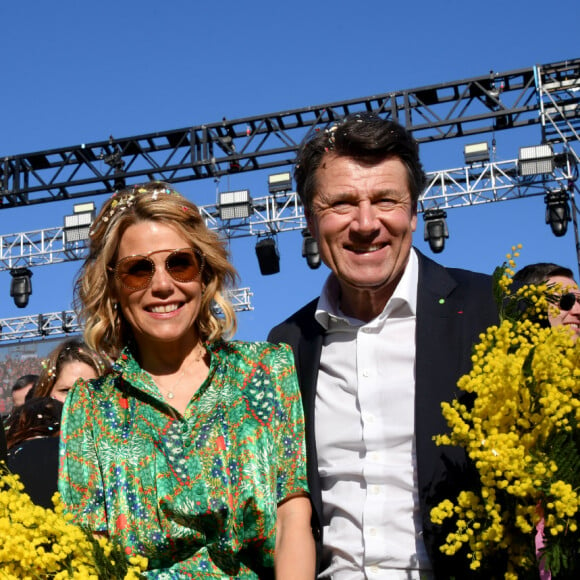 Flora Coquerel, Miss France 2014, Ambassadrice du Carnaval 2020, en partenariat avec L'Oréal professionnel, Christian Estrosi, le maire de Nice, et sa femme Laura Tenoudji Estrosi - 1er corso fleuri dans le cadre du 136ème Carnaval de Nice "Roi de la Mode" le 15 février 2020. Le Carnaval de Nice se déroule du 15 au 29 février 2020. Le Carnaval de Nice est l'un des trois plus grands et plus prestigieux au monde avec ceux de Rio et de Venise. Nice, le 15 février 2020. © Bruno Bebert/Bestimage