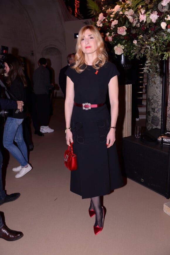 Julie Gayet lors de la soirée de gala de la 18ème édition du "Dîner de la mode du Sidaction" au Pavillon Cambon Capucines - Potel et Chabot à Paris, France, le 23 janvier 2020. © Rachid Bellak/Bestimage