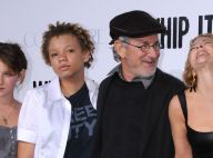 Steven Spielberg "embarrassé" par sa fille Mikaela, qui se lance dans le porno