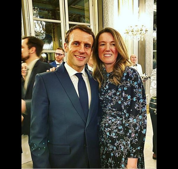 Le président Emmanuel Macron et Clare Waight Keller (Givenchy) lors du dîner offert par le président de la République et madame Brigitte Macron en l'honneur de la création et à l'occasion de la semaine de la mode, au palais de l'Élysée. Paris, le 24 février 2020.