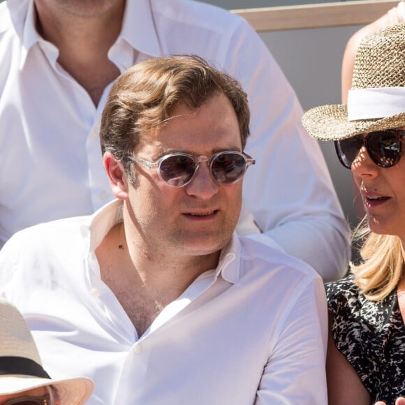 Laurence Ferrari et son mari Renaud Capuçon dans les tribunes lors des internationaux de tennis de Roland Garros à Paris, France, le 2 juin 2019. © Jacovides-Moreau/Bestimage