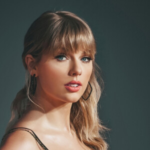 Exclusif - Rendez-vous avec Taylor Swift avant les American Music Awards au théâtre Microsoft à Los Angeles, le 24 novembre 2019.