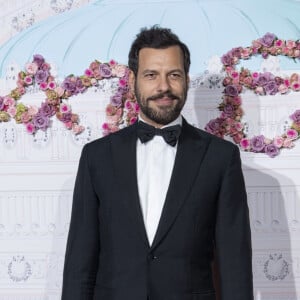 Laurent Lafitte - Photocall du 40ème Gala de Charité AROP (Association pour le Rayonnement de l'Opéra de Paris) à l'Opera Garnier à Paris le 27 février 2020. © Pierre Perusseau/Bestimage