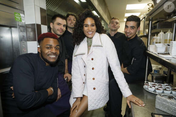 Cindy Bruna lors de la vente aux enchères caritative à la soirée "Women for Women" aux Bains-Douches à Paris, France, le 27 février 2020, en marge de la semaine de la mode à Paris. La top model O.Guillermand et J.P.Marois, Propriétaire des Bains, ont réuni la mode en pleine fashion week pour une vente de charité au profit de Plan International France. Grâce aux généreuses donations de femmes photographes et avec le soutien gracieux de Maître A.Giquello, Président de Drouot Patrimoine,O.Guillermand a mis aux enchères une quinzaine de photographies de femmes prises par des femmes photographes au profit de programmes en faveur des droits des filles menés par l'ONG Plan International France. La soirée a permis de récolter 51 000 € grâce à la vente aux enchères de photographies signées par Ellen Von Unwerth, Sonia Sieff, Amanda Charchian, Ami Sioux, Anna Palma, Bibi Borthwick, Camilla Akrans, Carin Backoff, Carlotta Kohl, Charlotte Wales, Danielle Levitt, Emma Tempest, Maripol, Pamela Hanson, Posternak Tanya & Zhenya et Yulia Gorbachenko. © Veeren-Clovis/Bestimage