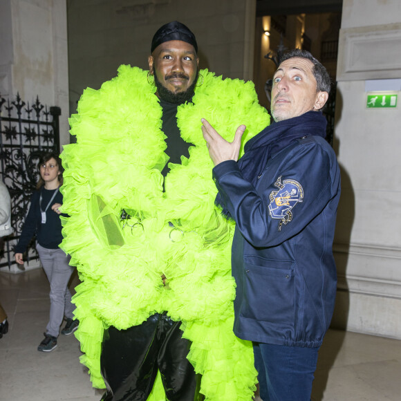 Kiddy Smile et Gad Elmaleh assistent au défilé Giambattista Valli au musée des Arts décoratifs. Paris, le 2 mars 2020. © Olivier Borde / Bestimage