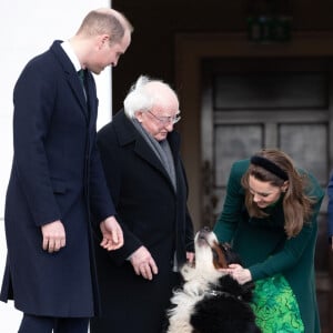 Le président irlandais Michael D.Higgins et sa femme Sabina Coyne, reçoivent le prince William, duc de Cambridge, et Catherine (Kate) Middleton, duchesse de Cambridge, à la résidence présidentielle officielle Aras an Uachtarain à Dublin, Irlande, le 3 mars 2020, pour une visite officielle de 3 jours.