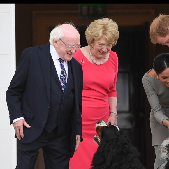 Le prince Harry, duc de Sussex et sa femme Meghan Markle, duchesse de Sussex rencontre le président Irlandais Michael D. Higgins et sa femme Sabina Coyne à Dublin le 11 juillet 2018