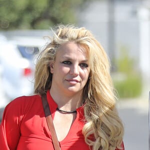 Exclusif - Britney Spears se rend une séance d'UV à Los Angeles, le 12 février 2020.